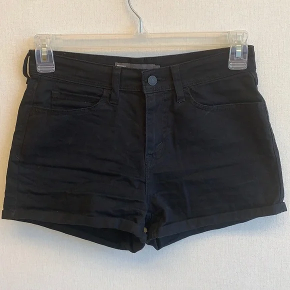 Levi’s Black High Rise Short • Sz 5 - Picture 1 of 10